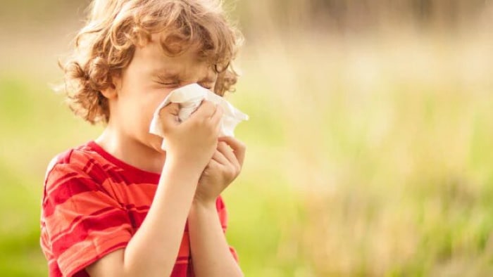 Лающий кашель у ребенка: причины, симптомы, лечение