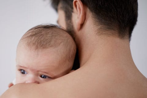 Рефлюкс у младенцев: симптомы и лечение