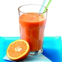 Свекольный, апельсиновый и имбирный сок