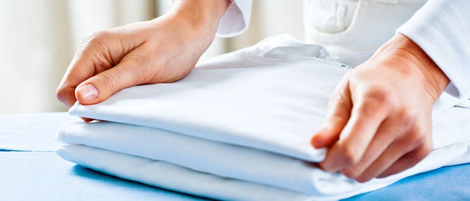 folding shirts