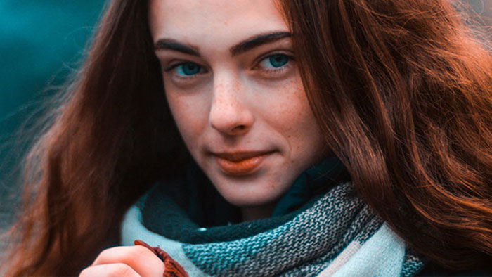 Электризуются волосы: причины и решения