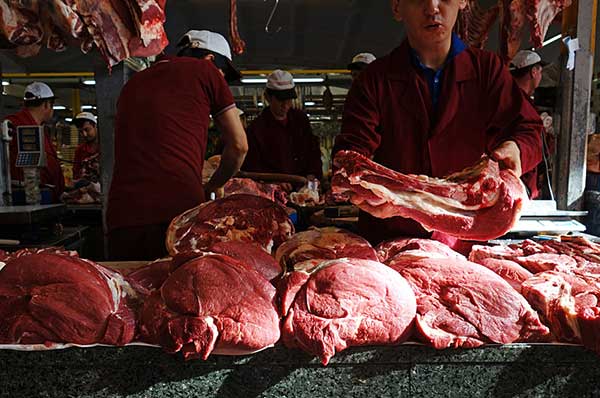 Как покупать мясо на рынке