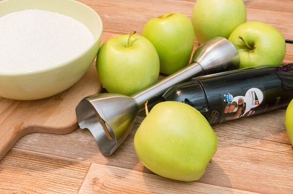 Apple jam necessities