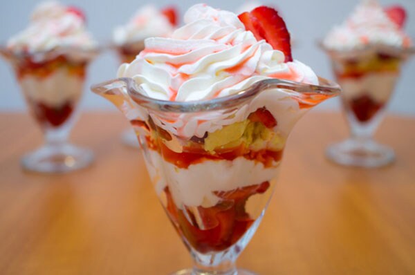 Eton mess с лимончелло