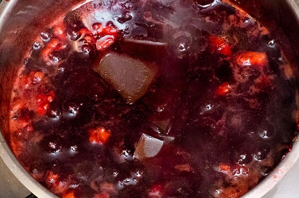Варенье из слив и шоколада