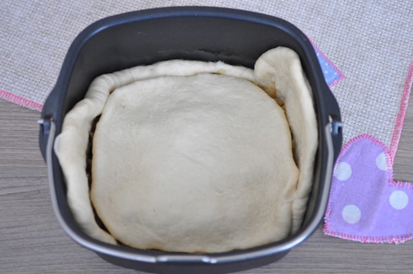 Постный пирог с папоротником и капустой