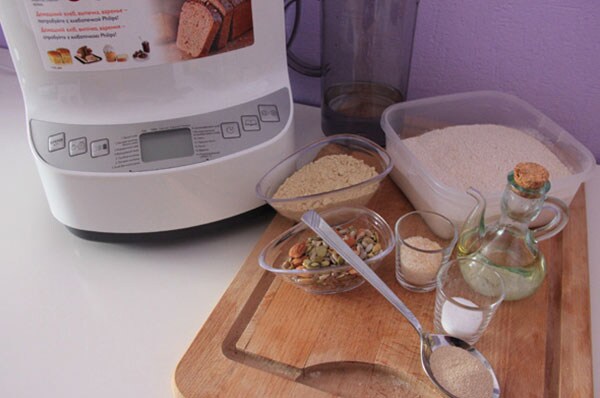 Whole wheat bread with soy and nuts necessities