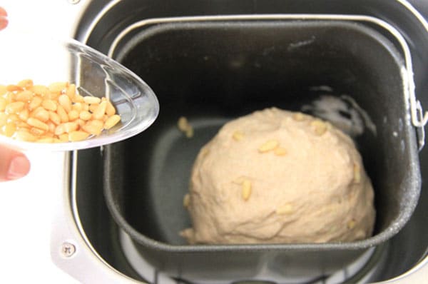 Whole wheat bread with soy and nuts corns