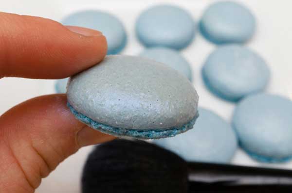 Зимние пирожные Macaron 