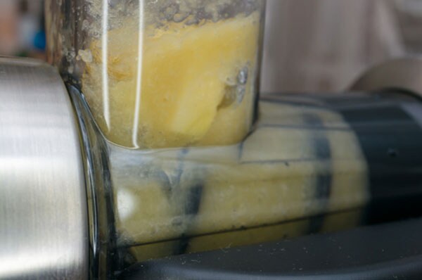 Apple juice with ginger 2