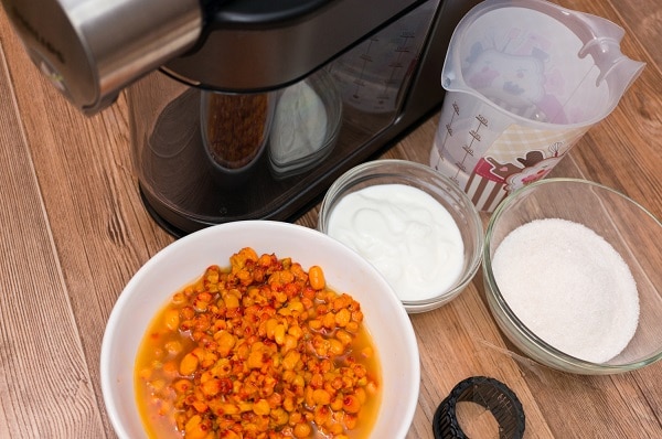 Ice-cream with sea-buckthorn and yoghurt necessities