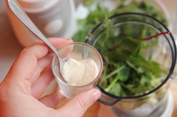 Pear smoothie with soy milk 3
