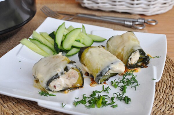 Рулетики из цукини и куриной грудки