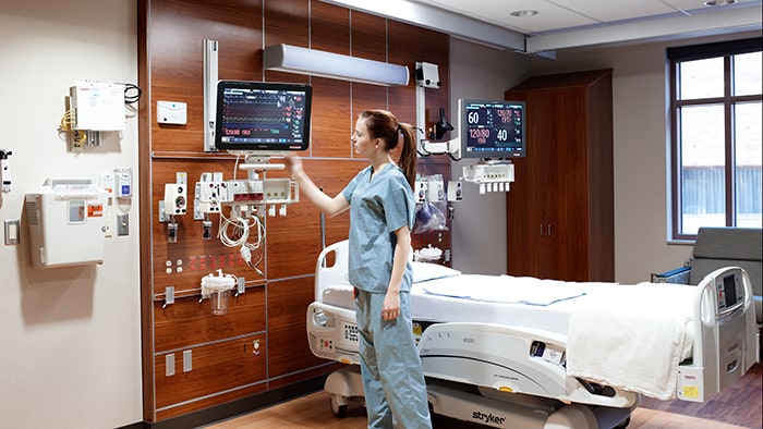 Обзор IntelliSpace Critical Care and Anesthesia