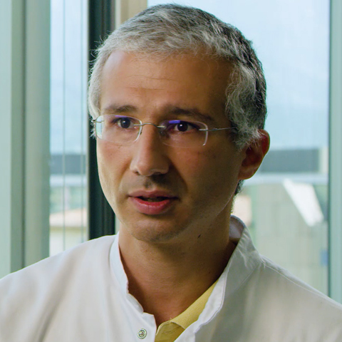 Профессор Николас Бонарос (Nikolas Bonaros)