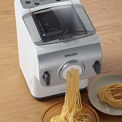 Pasta extrusion