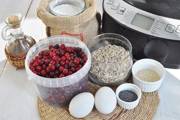 Булочки с клюквой