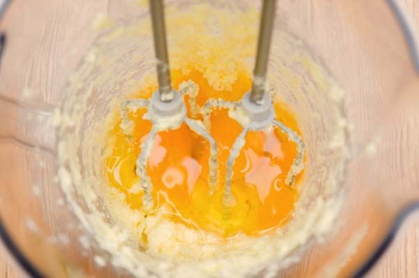 Кекс с орешками