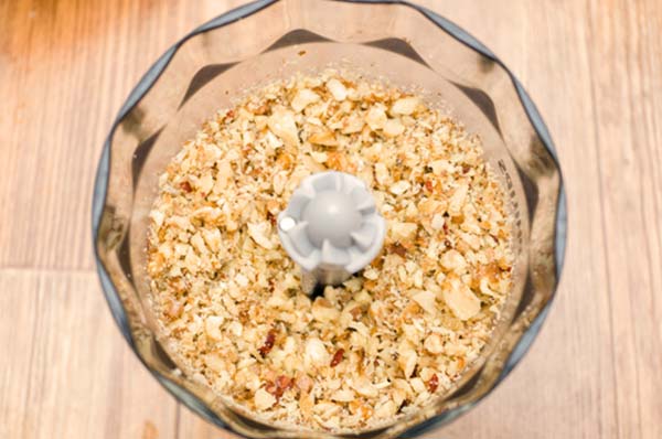 Кекс с орешками