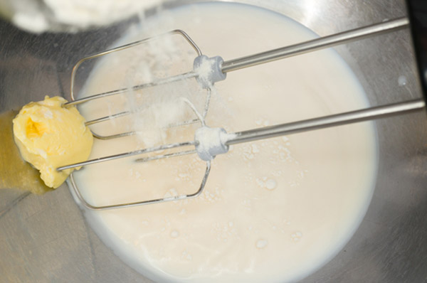 Царский кулич на топленом молоке