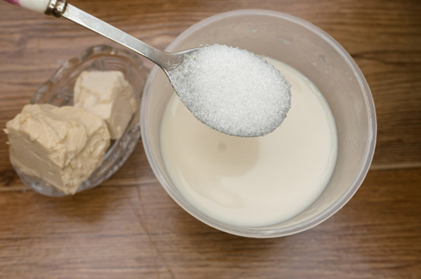 Царский кулич на топленом молоке