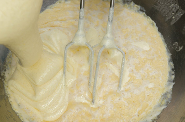 Царский кулич на топленом молоке