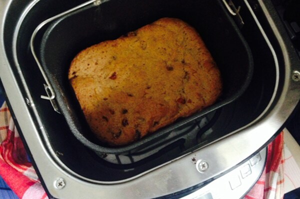 Ржаной хлеб с курагой и изюмом