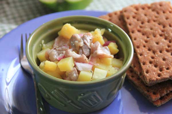 Картофельный салат c сельдью